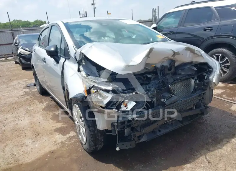 2021 Nissan VERSA photo