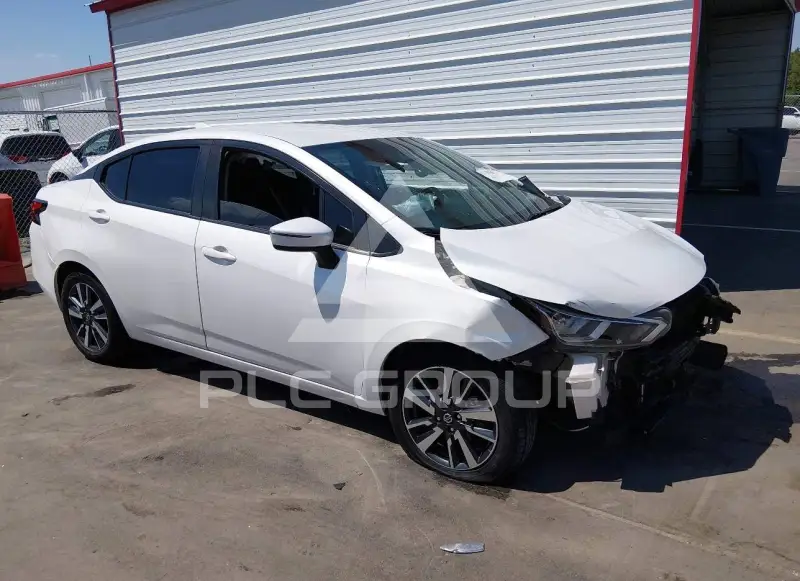 2021 Nissan VERSA фото