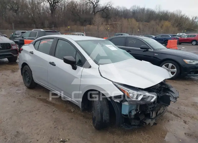 2021 Nissan VERSA фото