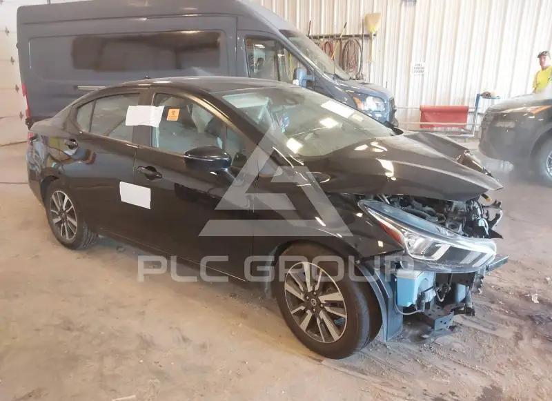 2021 Nissan VERSA photo