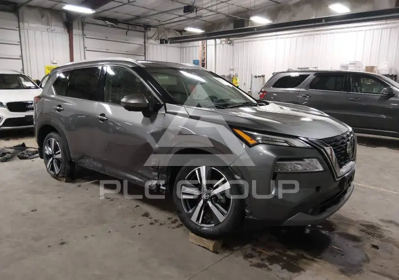 2021 Nissan ROGUE photo