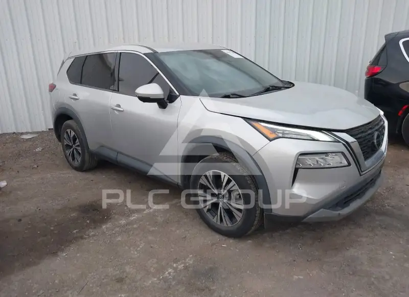 2021 Nissan ROGUE photo