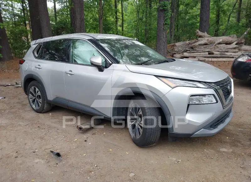 2021 Nissan ROGUE photo