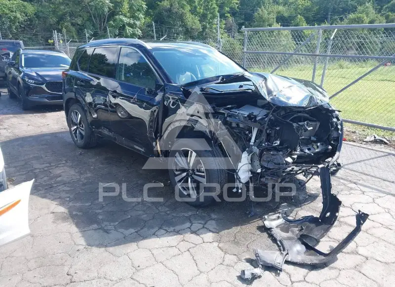 2021 Nissan ROGUE photo