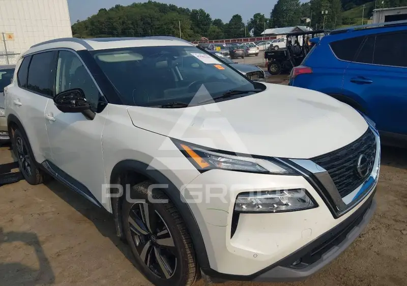 2021 Nissan ROGUE photo