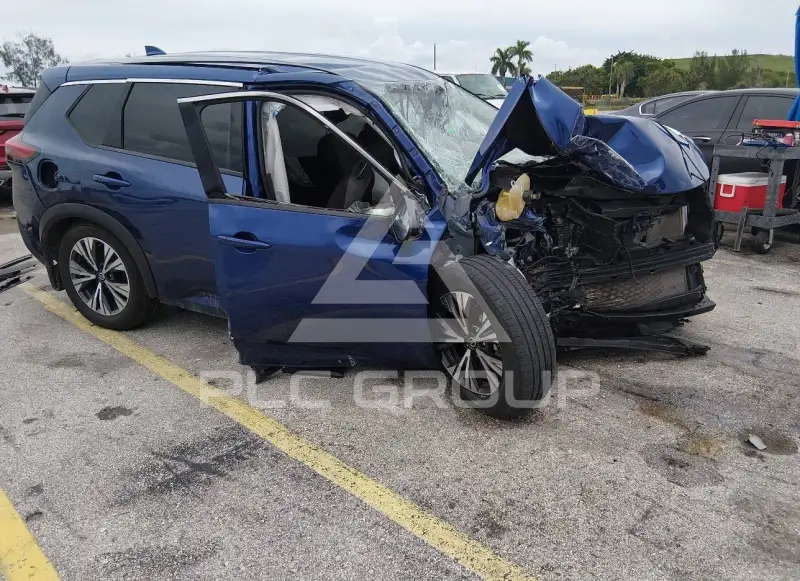 2021 Nissan ROGUE photo