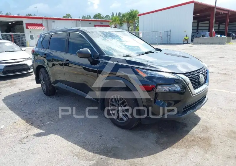 2021 Nissan ROGUE photo