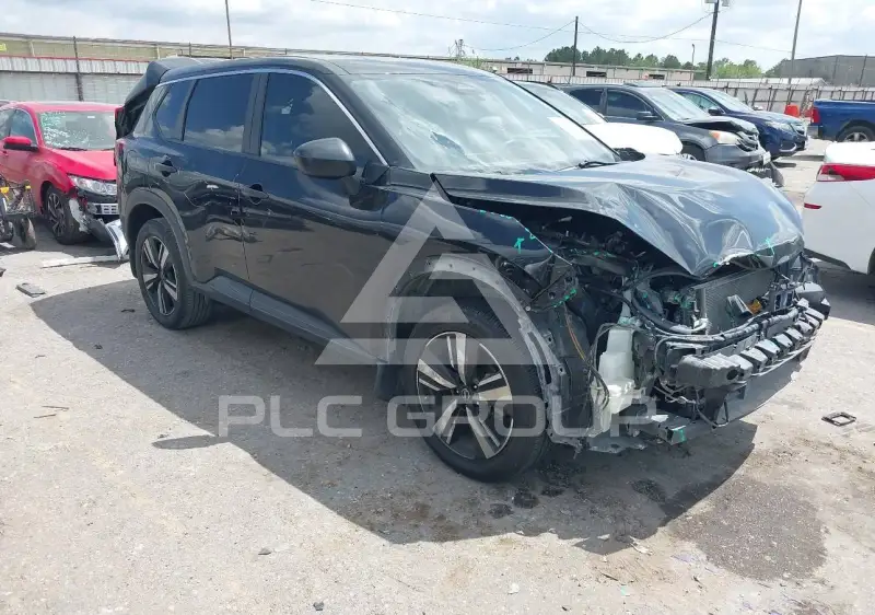 2021 Nissan ROGUE photo