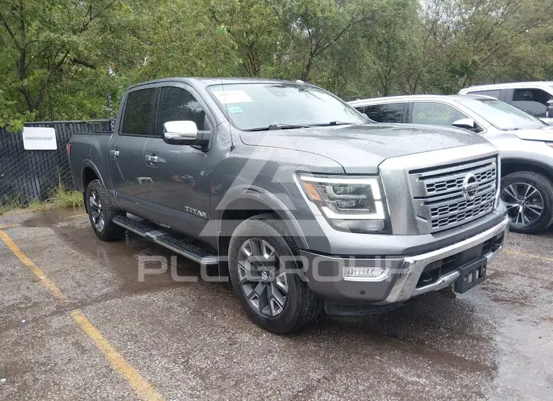 2021 Nissan TITAN photo