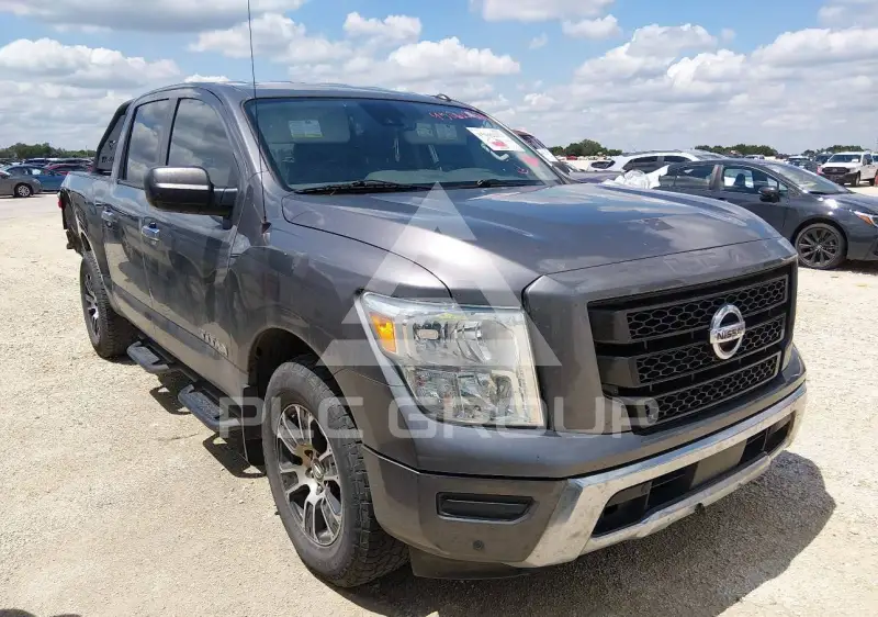 2021 Nissan TITAN фото