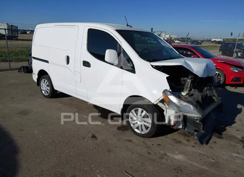 2021 Nissan NV 200 фото