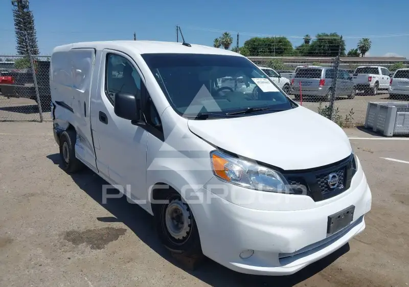 2021 Nissan NV 200 фото