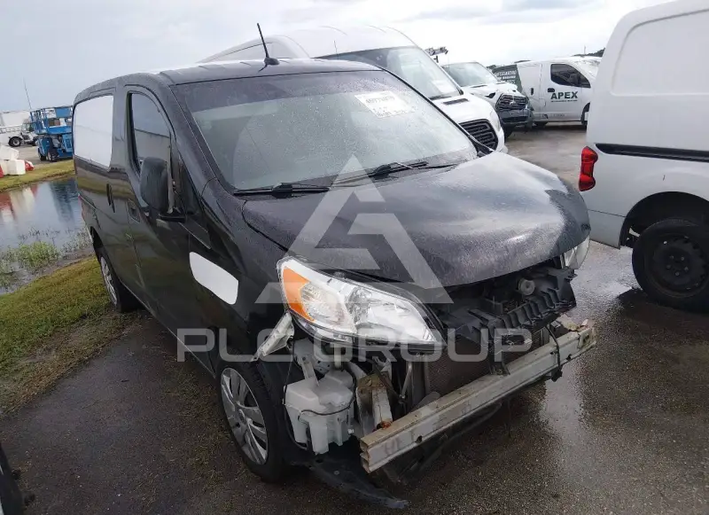 2021 Nissan NV 200 фото