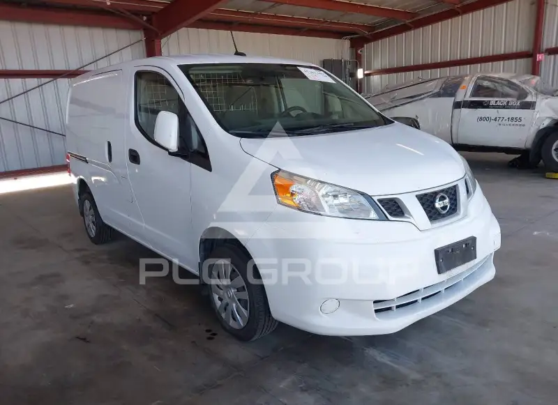 2021 Nissan NV 200 фото