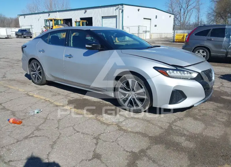 2021 Nissan MAXIMA photo