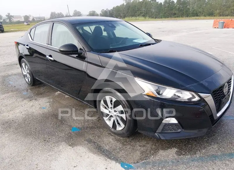 2021 Nissan ALTIMA photo