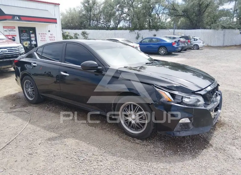 2021 Nissan ALTIMA photo