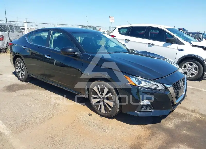 2021 Nissan ALTIMA фото