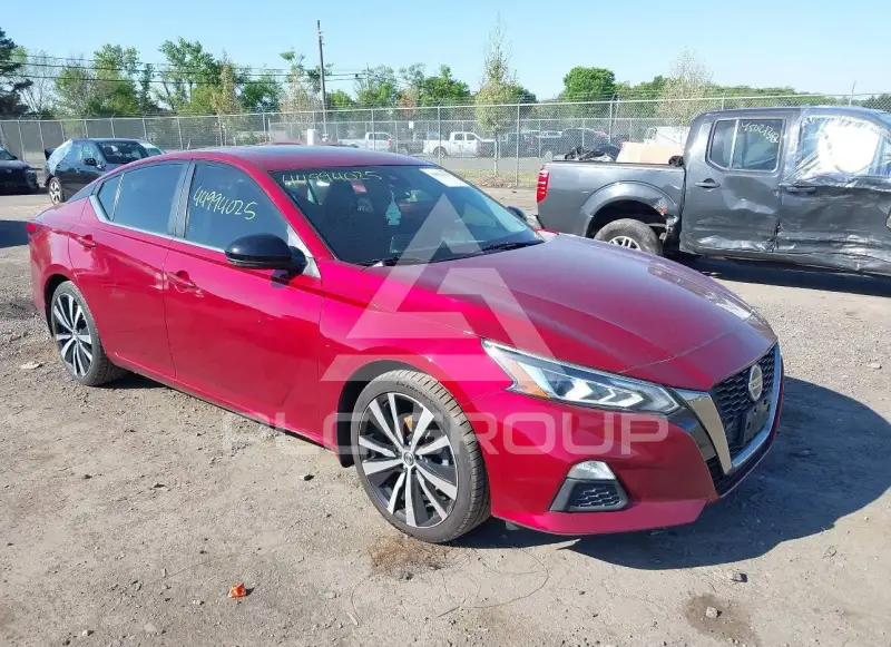 2021 Nissan ALTIMA photo