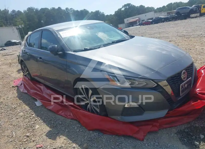 2021 Nissan ALTIMA photo