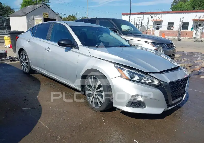 2021 Nissan ALTIMA photo