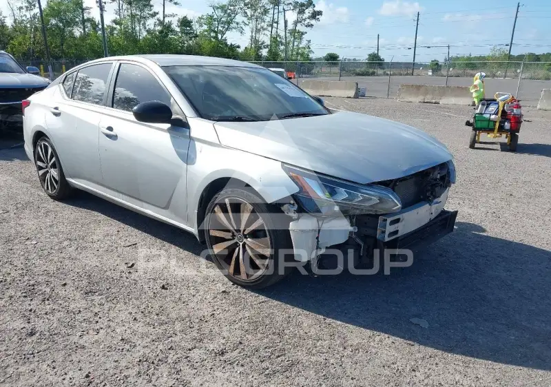 2021 Nissan ALTIMA photo