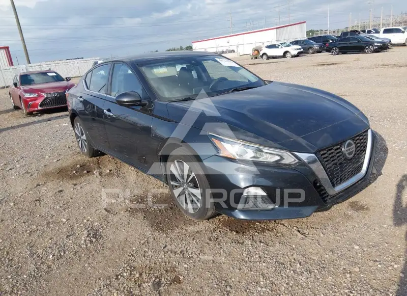 2021 Nissan ALTIMA photo