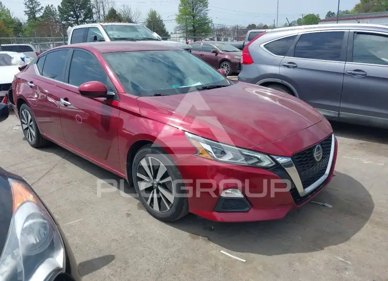 2021 Nissan ALTIMA photo