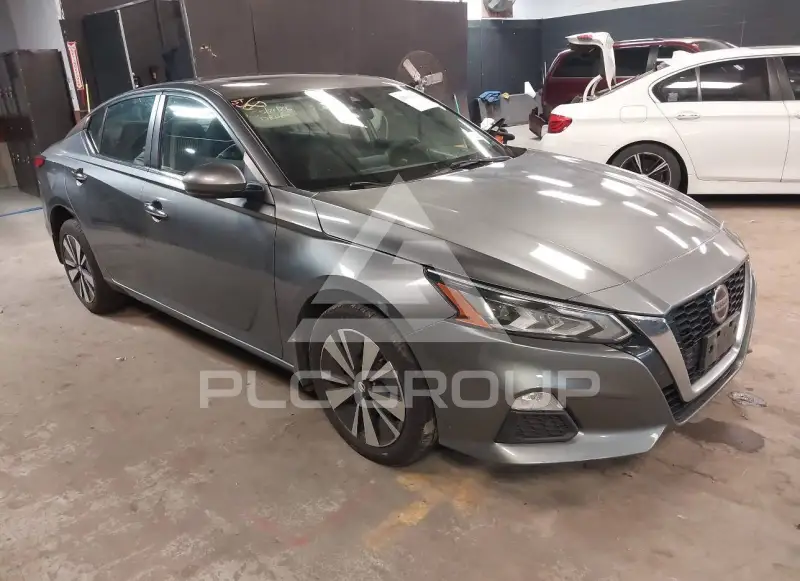 2021 Nissan ALTIMA photo