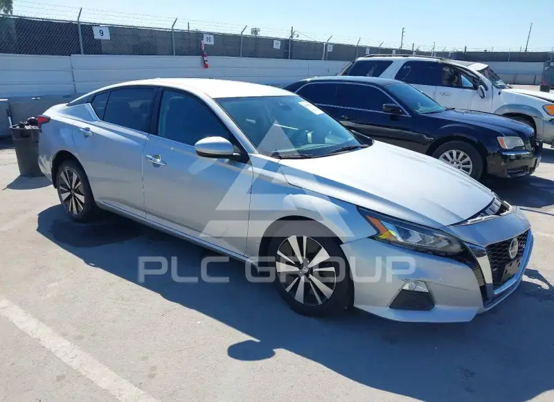 2021 Nissan ALTIMA photo
