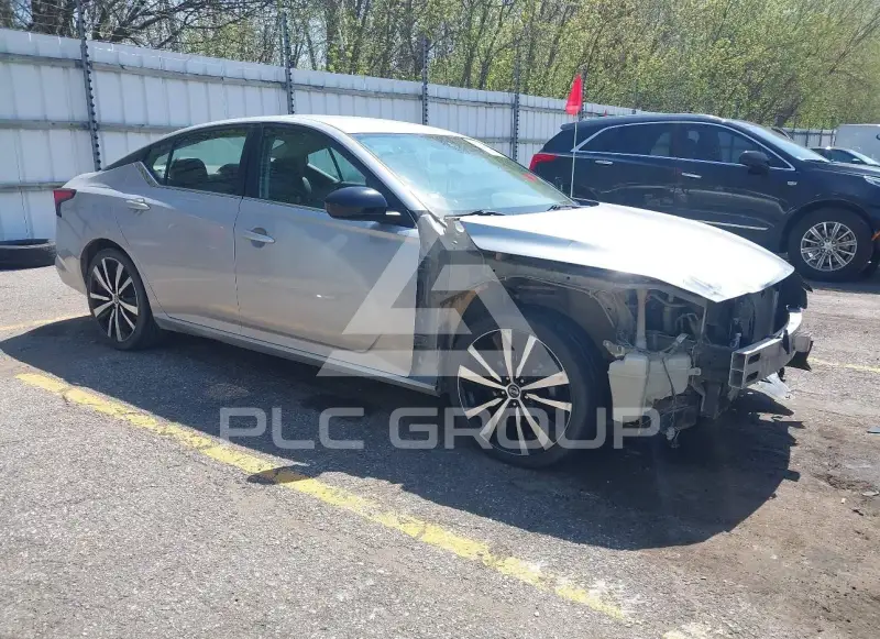 2021 Nissan ALTIMA photo