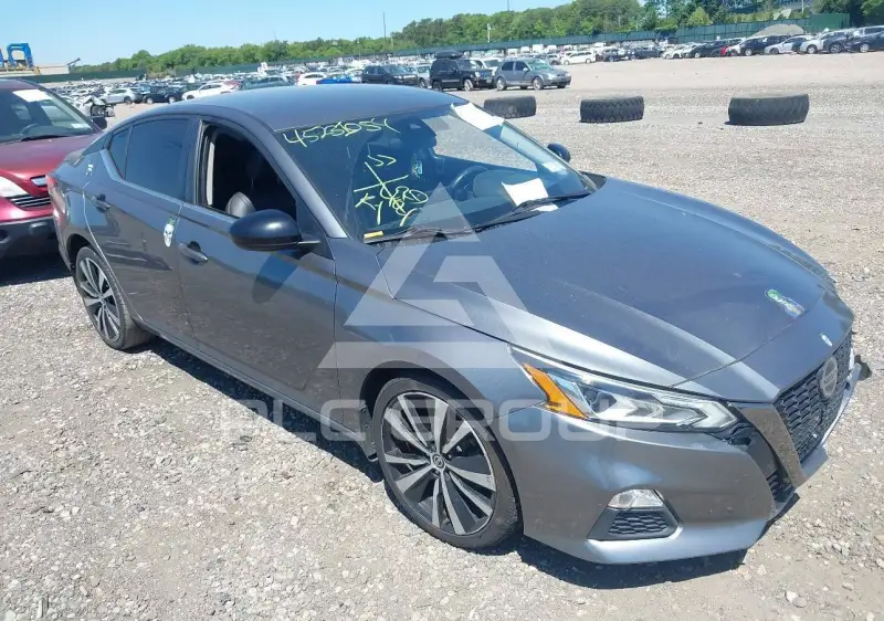 2021 Nissan ALTIMA photo