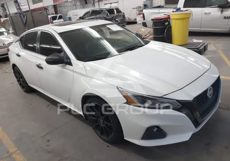 2021 Nissan ALTIMA photo
