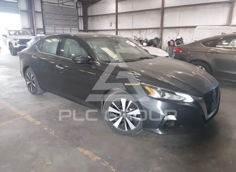 2021 Nissan ALTIMA фото