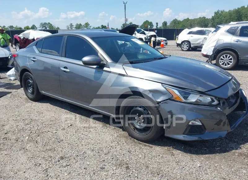 2021 Nissan ALTIMA photo