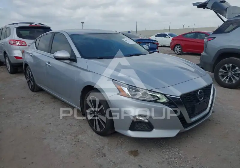 2021 Nissan ALTIMA photo