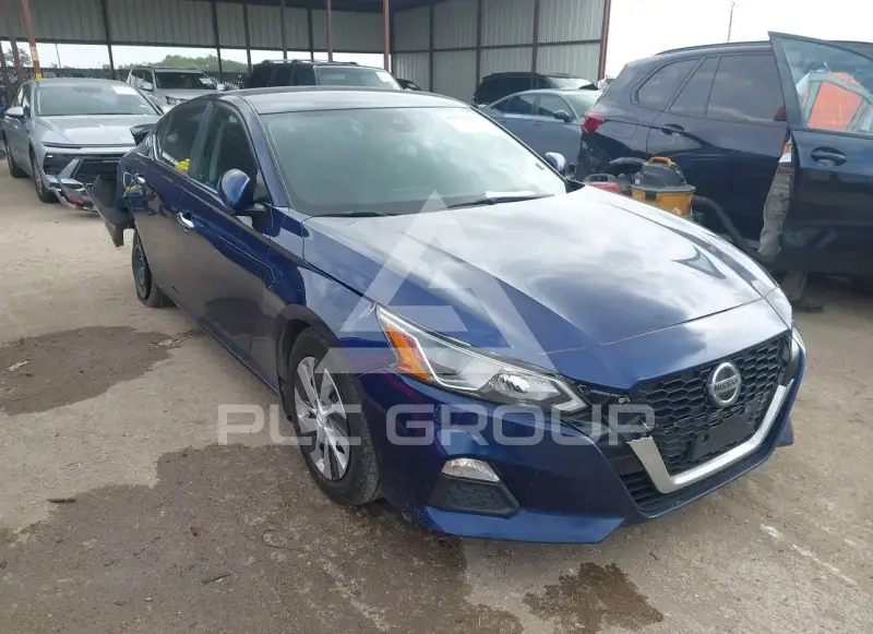 2021 Nissan ALTIMA photo