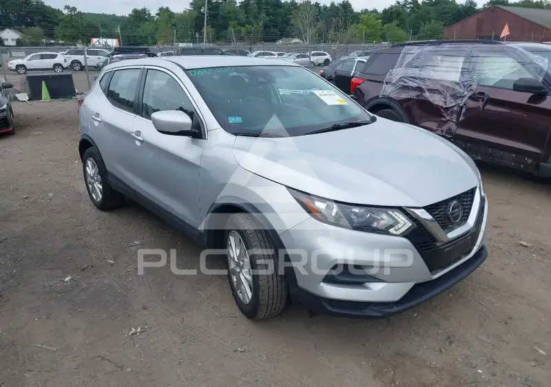 2021 Nissan ROGUE photo