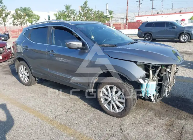 2021 Nissan ROGUE photo
