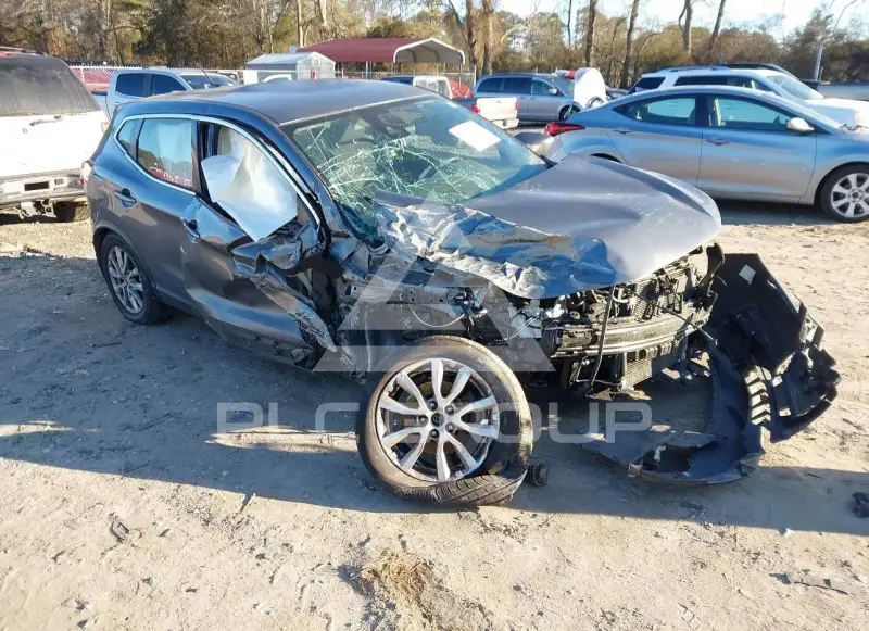 2021 Nissan ROGUE photo