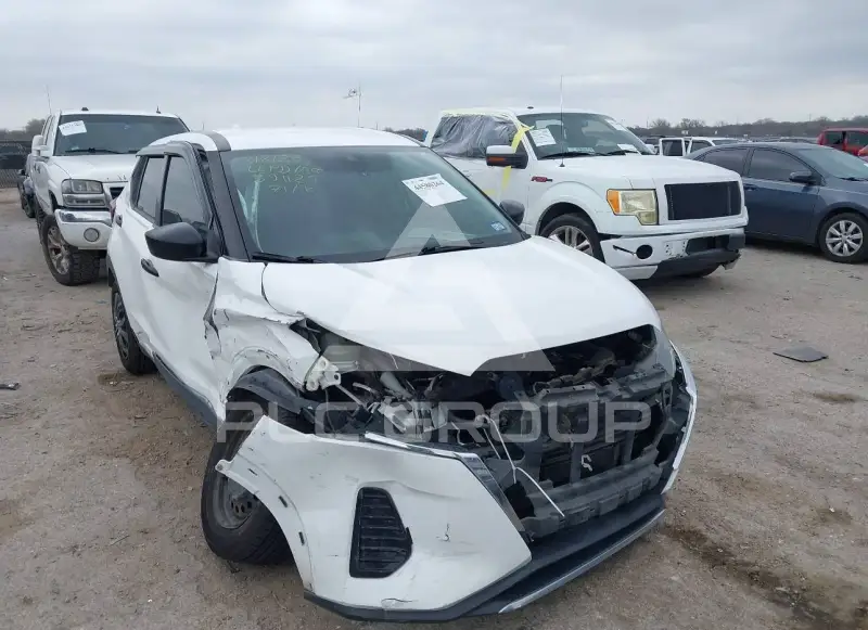 2021 Nissan KICKS фото