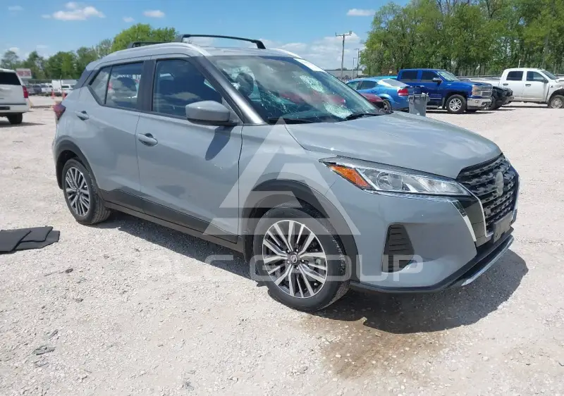 2021 Nissan KICKS photo