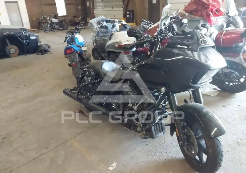 2021 Harley-Davidson FLTRX photo