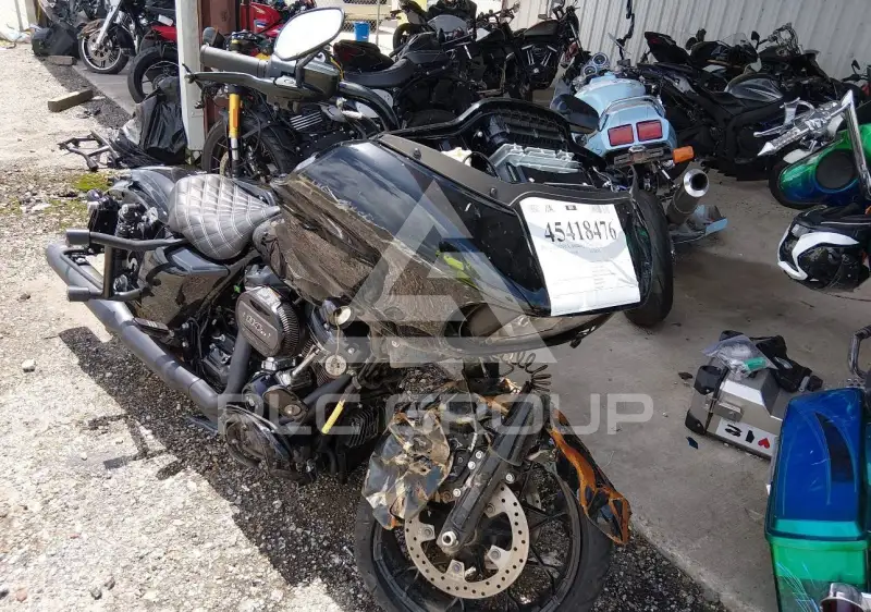 2021 Harley-Davidson FLTRX фото