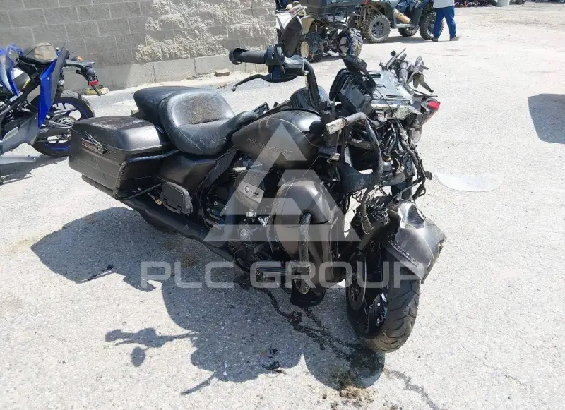 2021 Harley-Davidson FLHTK photo