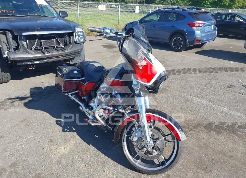 2021 Harley-Davidson FLHX фото