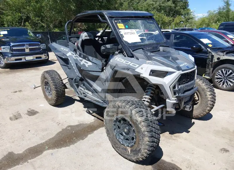 2021 Polaris Rzr photo