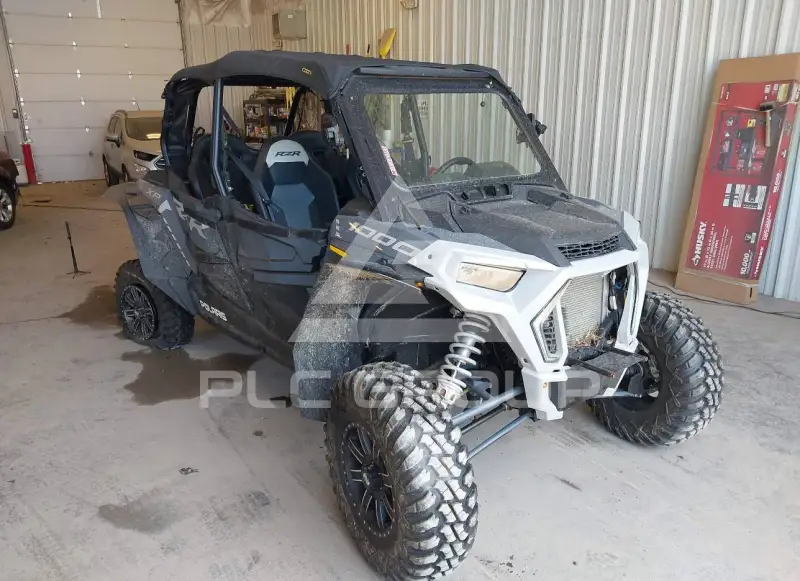 2021 Polaris Rzr photo