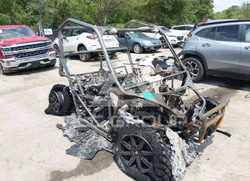 2021 Polaris General Xp photo