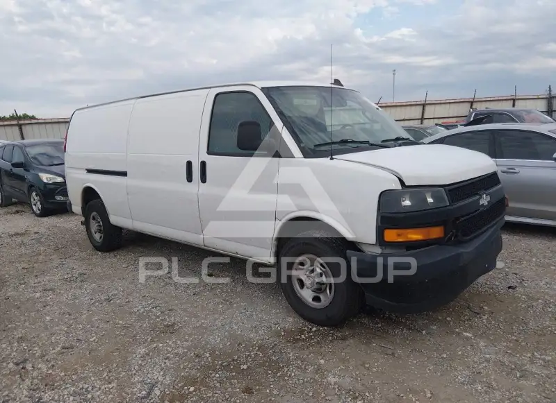 2021 Chevrolet EXPRESS photo